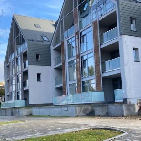 Nowoczesny Apartament Z Widokiem Na Jezioro Charzykowy Buitenkant foto